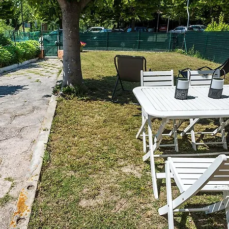 Apartment S177 - Sirolo, Trilocale In Centro Con Giardino Sirolo