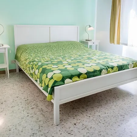 S177 - Sirolo, Trilocale In Centro Con Giardino Apartment